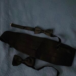 Elegant Black Bow Tie and Cummerbund Set